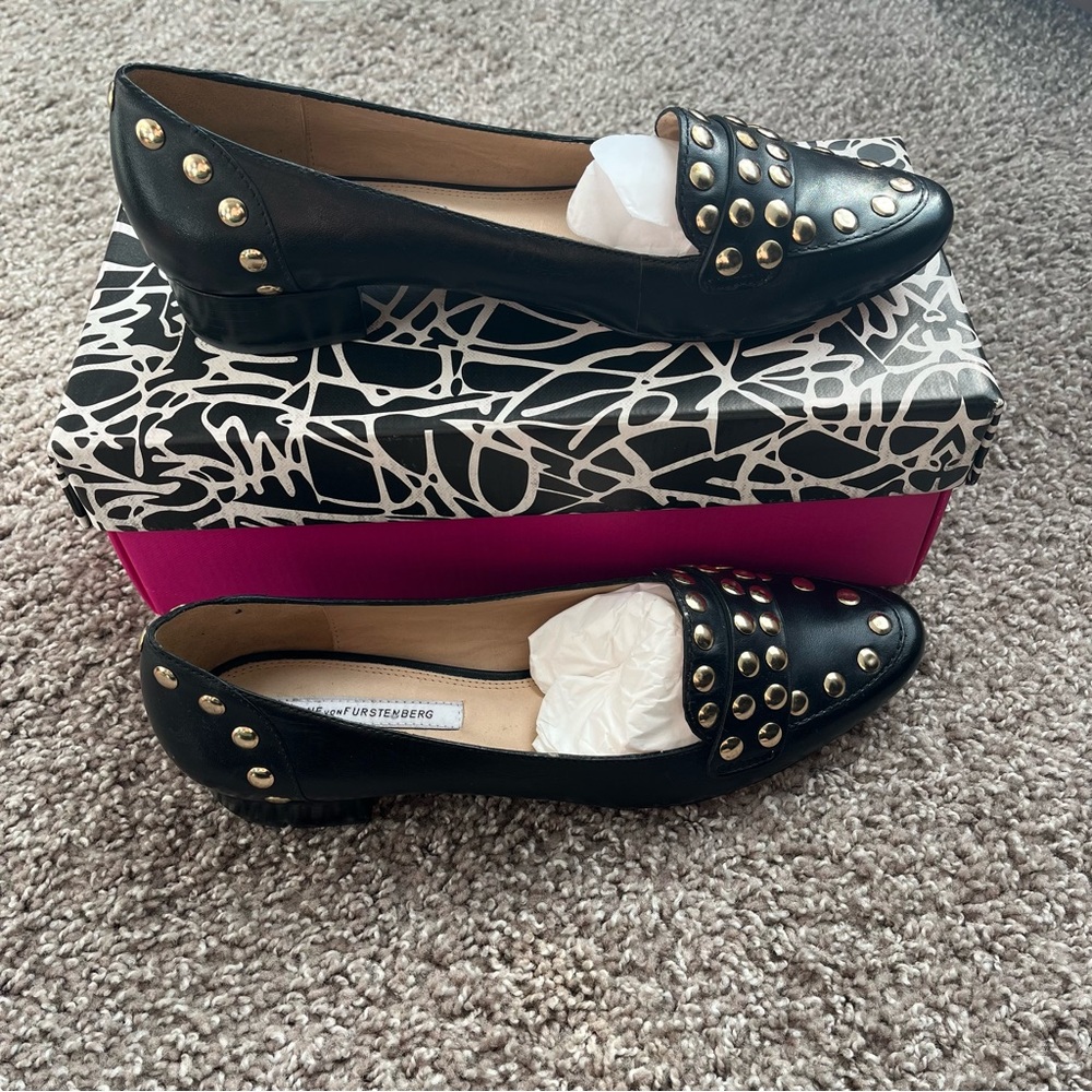 EUC Diane Von Furstenberg Candence Flat size 8 in Black - Picture 2 of 9